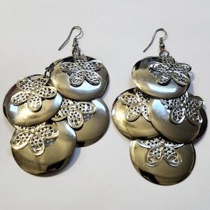 Elegant Silver Floral Dangle Earrings